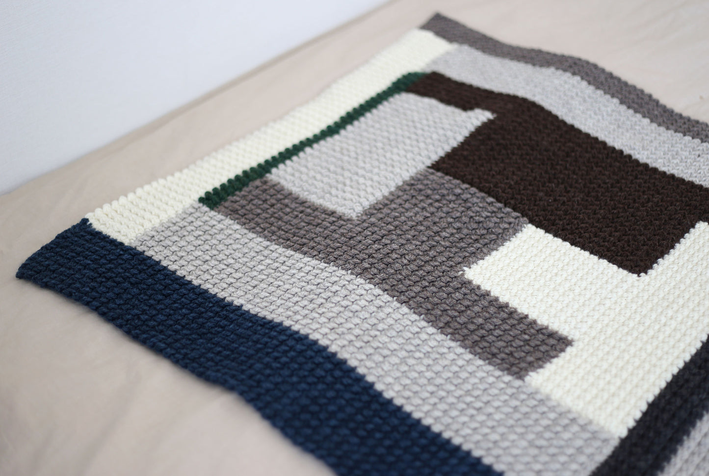 "Seamless Blanket" Crochet Pattern