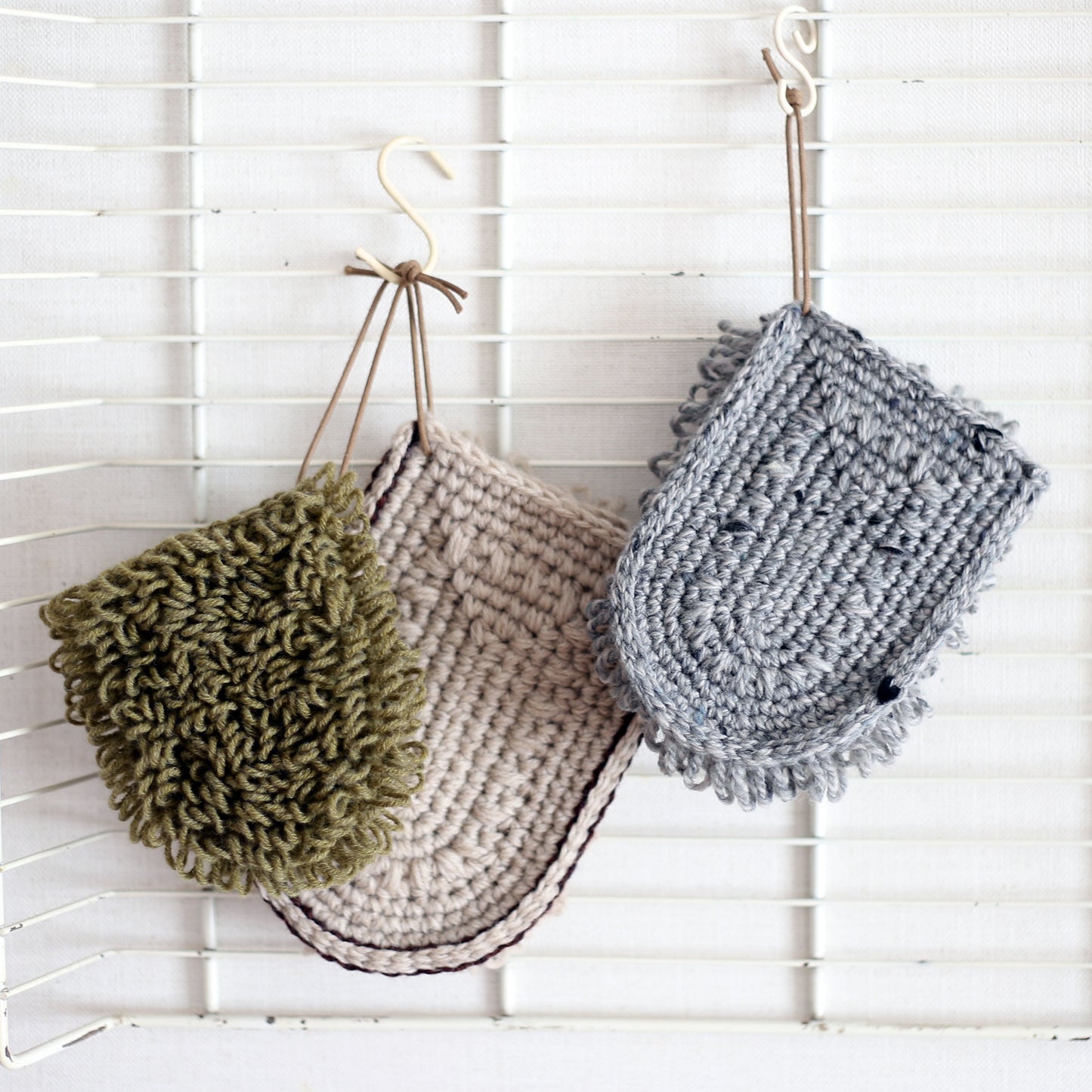 "Dust removal set" Crochet Pattern