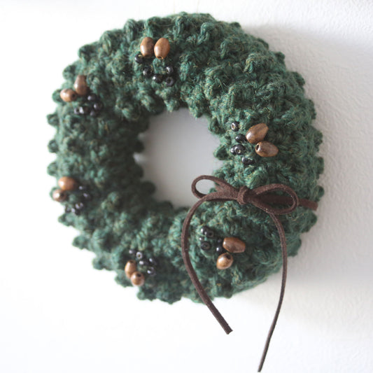 "Bumpy Christmas Wreath" Crochet Pattern